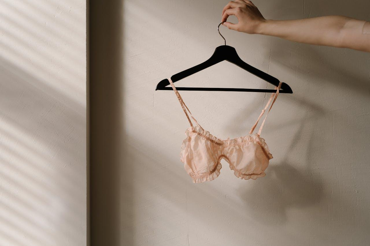 Guide des tailles pour soutien-gorge FR/US/UK : Trouver la taille parfaite