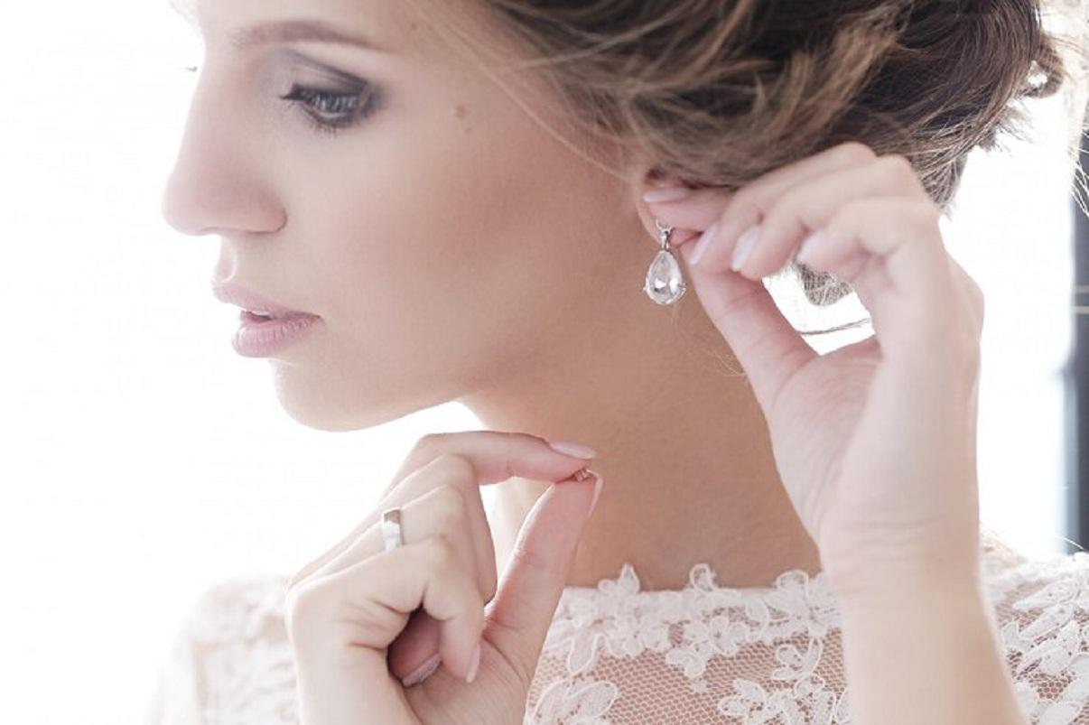 Guide pour choisir les meilleures boucles d’oreilles en argent pour femme